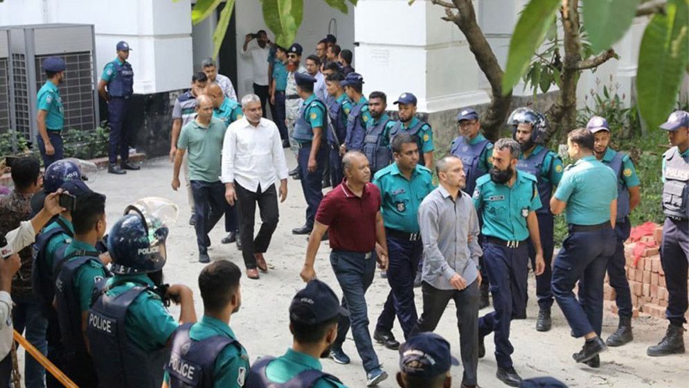 আলোচিত ১৩ সেনাকর্মকর্তার বিরুদ্ধে অভিযোগ গঠনের শুনানির দিন ধার্য